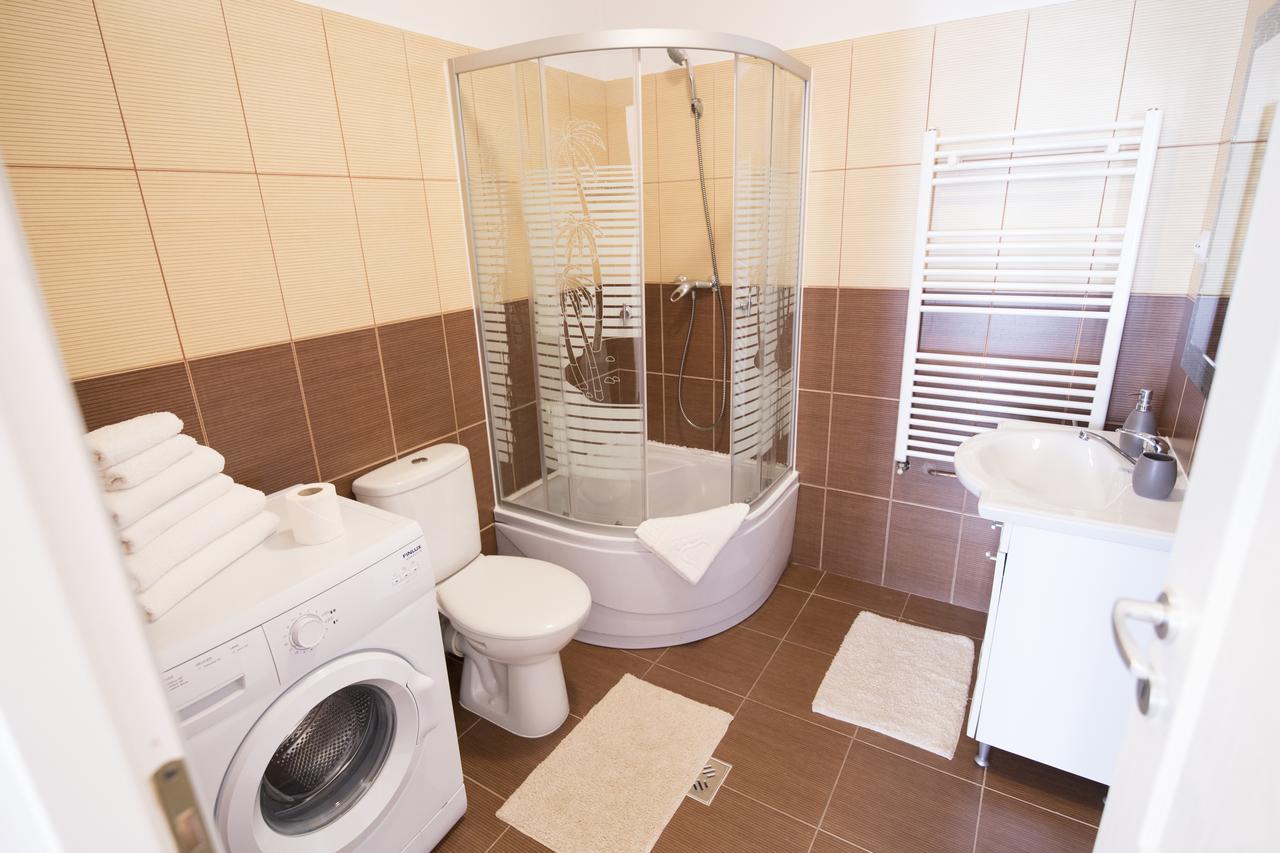 Sunny Old Town Apartment Brasov Ngoại thất bức ảnh